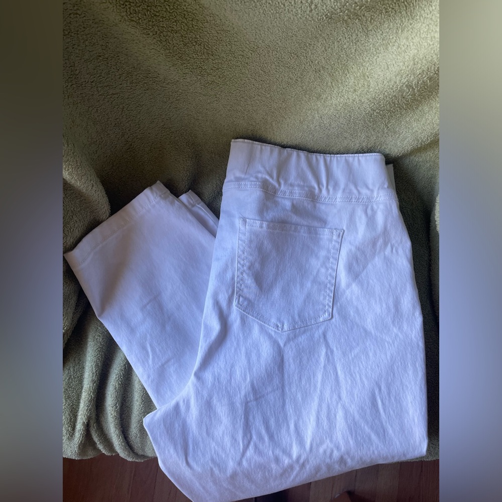 ONEWORLD capris